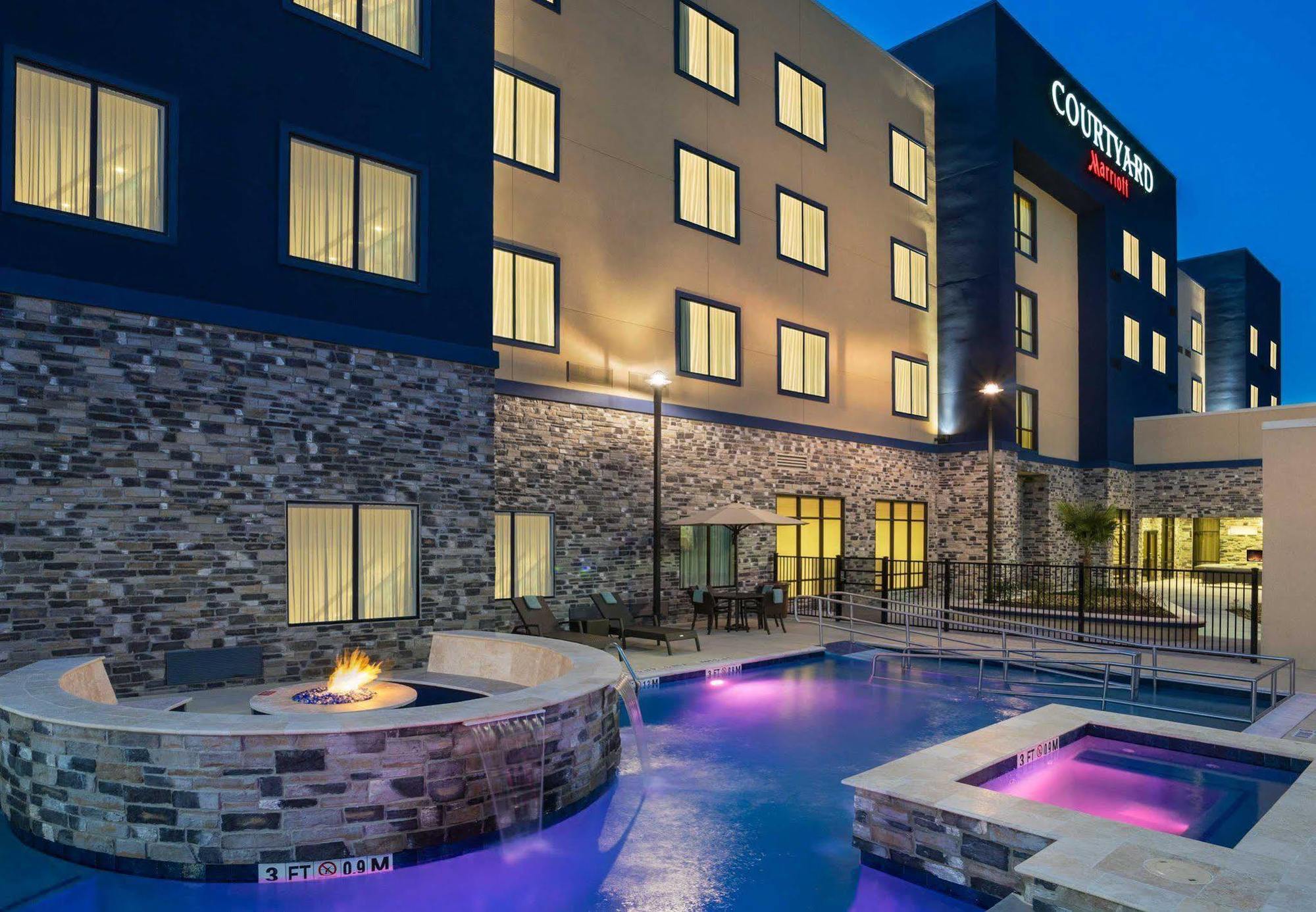 Courtyard By Marriott Houston Katy Mills Hotel Exterior photo